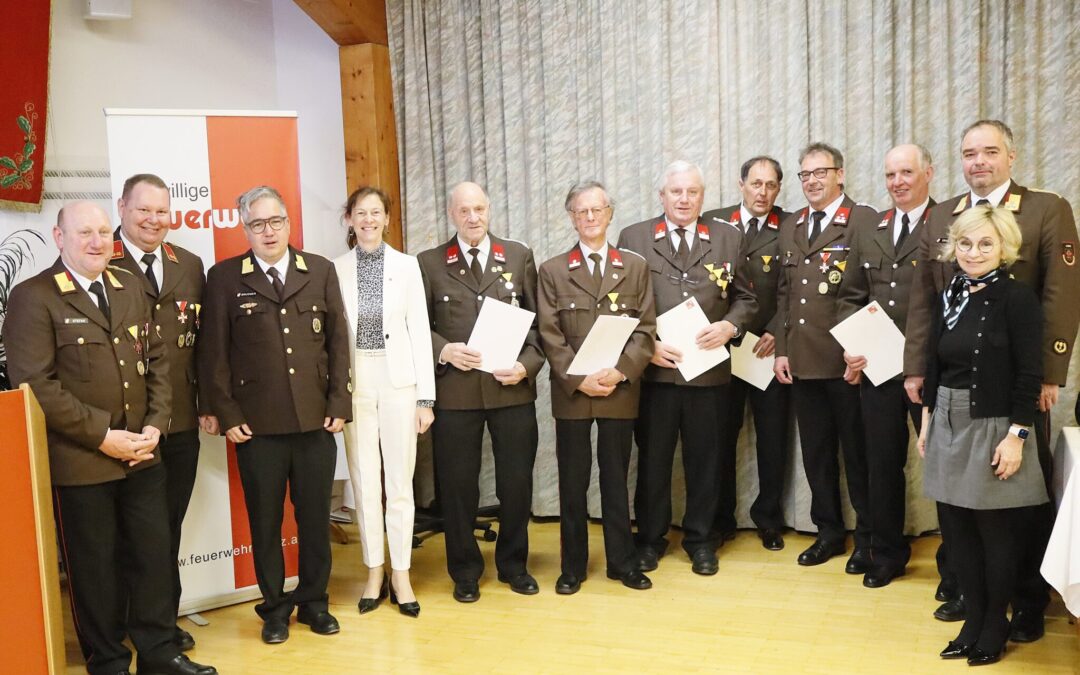 Ehrung Alois Micheler – 70 Jahre Freiwillige Feuerwehr Lienz