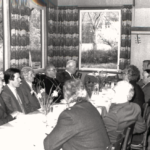 Gemeinderat mit Bischof Dr. Stecher im Schweizerhof Gemeinde Amlach - Kirchenvisitierung Mai 1985